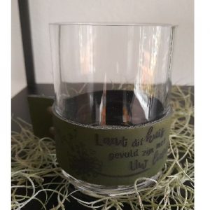 Cilinder Vaas met Leren band groen – Laat dit huis gevuld zijn…